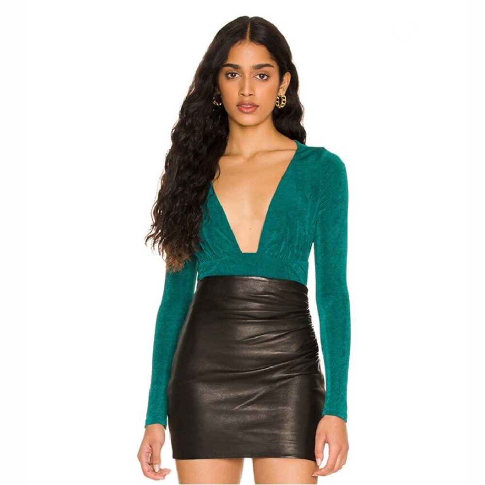 superdown Amber Open Back Top Long Sleeves in Emerald Green Size S from REVOLVE